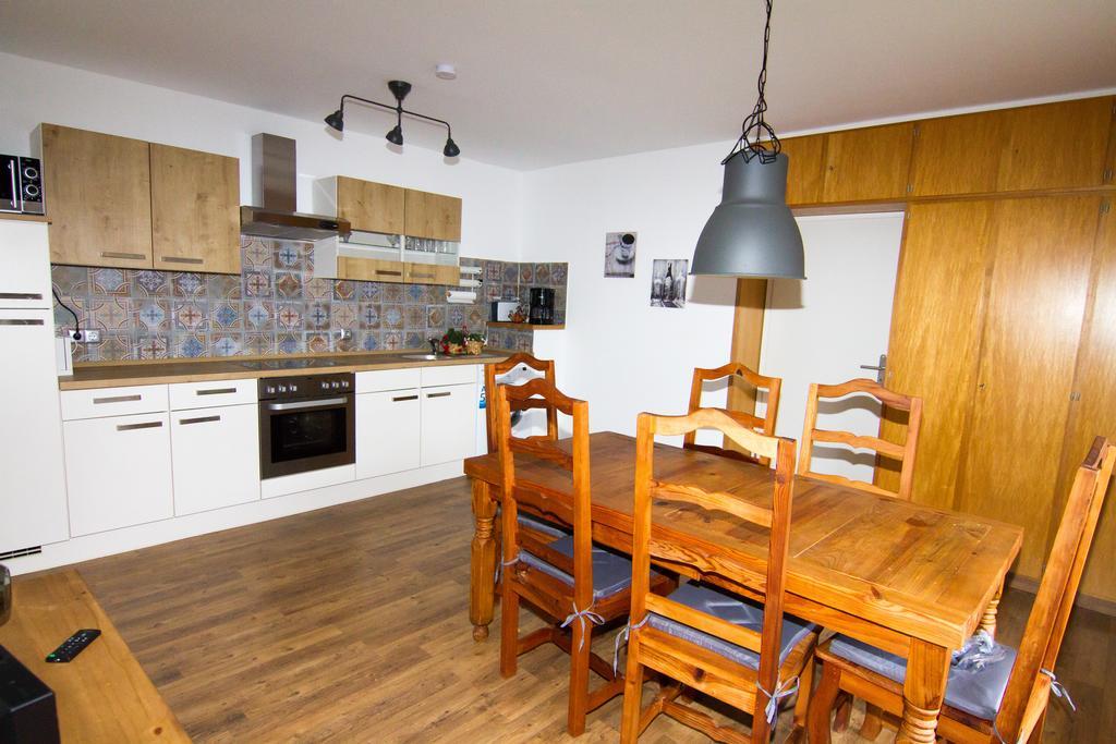 Ferienhaus "Kleiner Onkel" Honerath Bagian luar foto